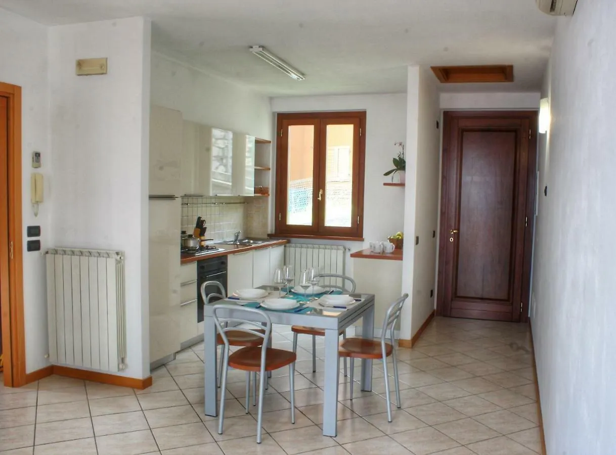 Apartament Le Viaggiatrici Riva di Solto Włochy